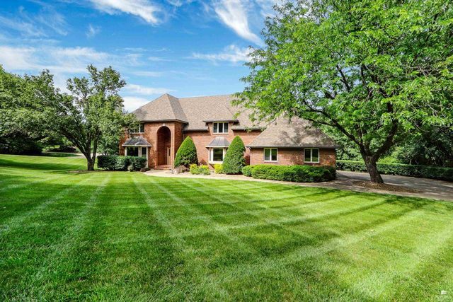 1120 Sharingbrook Dr, Manhattan, KS 66503