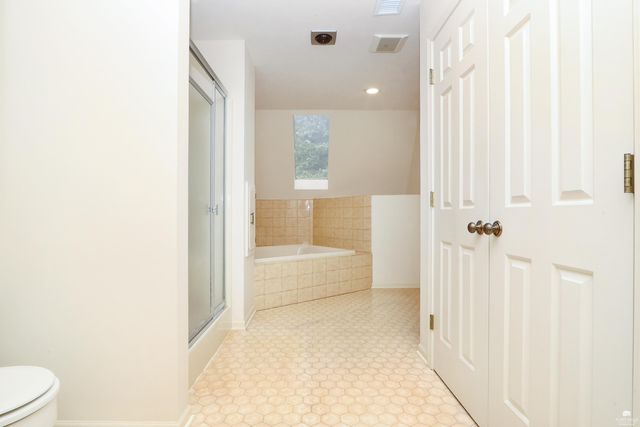 1120 Sharingbrook Dr, Manhattan, KS 66503