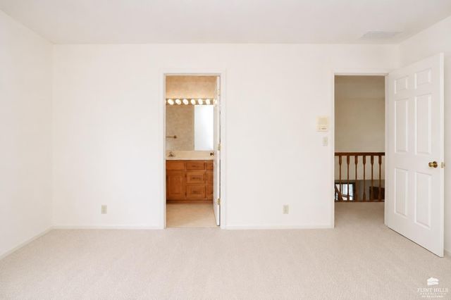 1120 Sharingbrook Dr, Manhattan, KS 66503