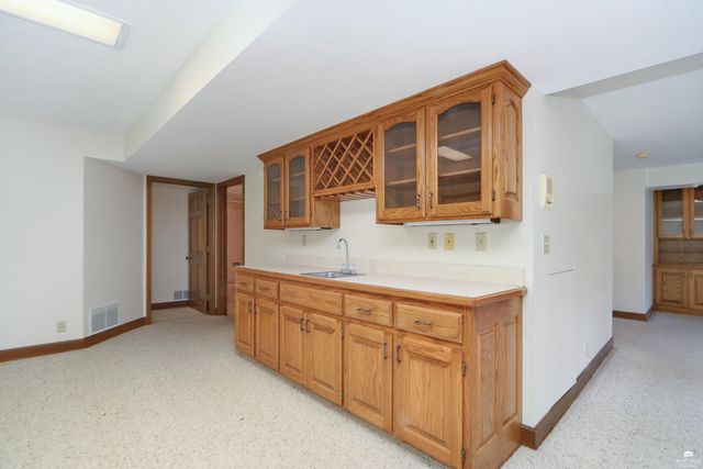 1120 Sharingbrook Dr, Manhattan, KS 66503