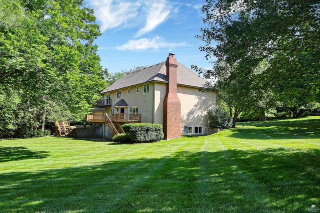 1120 Sharingbrook Dr, Manhattan, KS 66503