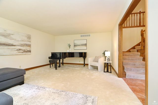 1120 Sharingbrook Dr, Manhattan, KS 66503
