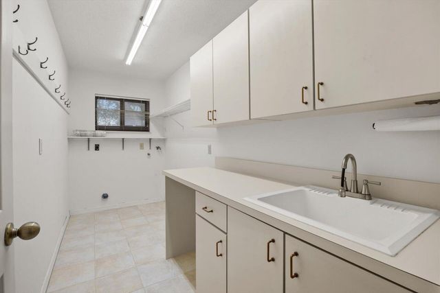 5 Copaire Drive, Sewalls Point, FL 34996