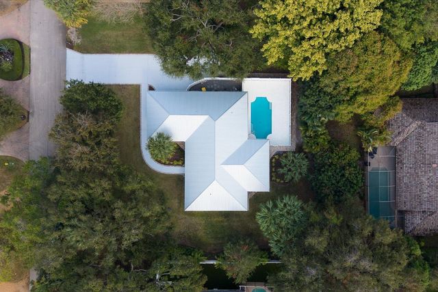 5 Copaire Drive, Sewalls Point, FL 34996