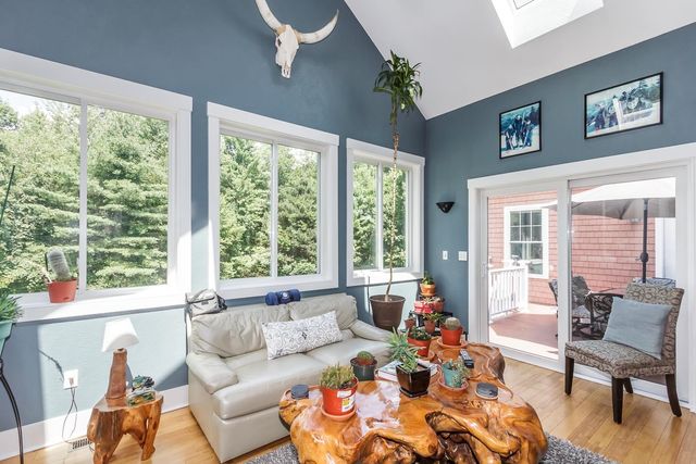 6 Rosewood Street, Windham, NH 03087