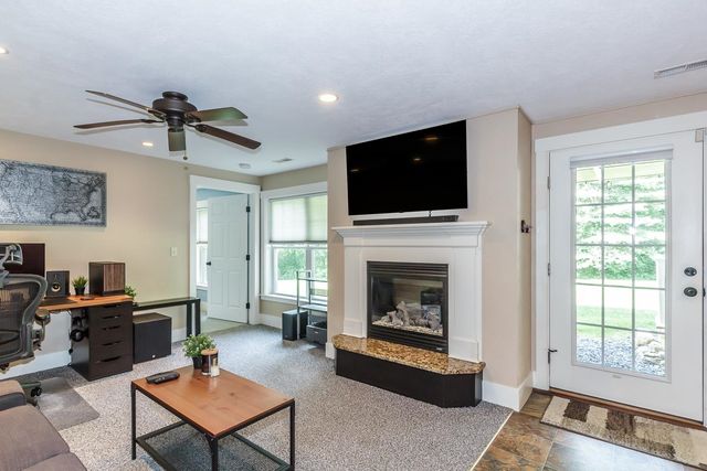 6 Rosewood Street, Windham, NH 03087