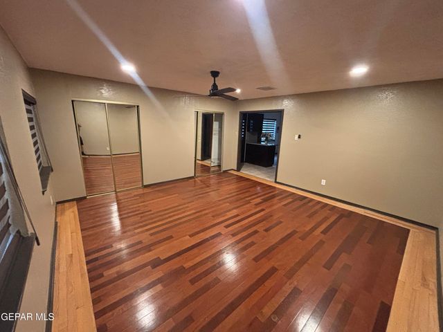 1540 SIERRA DE ORO Drive, El Paso, TX 79936