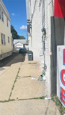 132-10 Crossbay Boulevard, Ozone Park, NY 11417