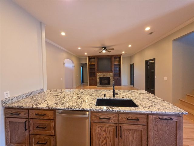 407 Old Forge Drive, Bentonville, AR 72712