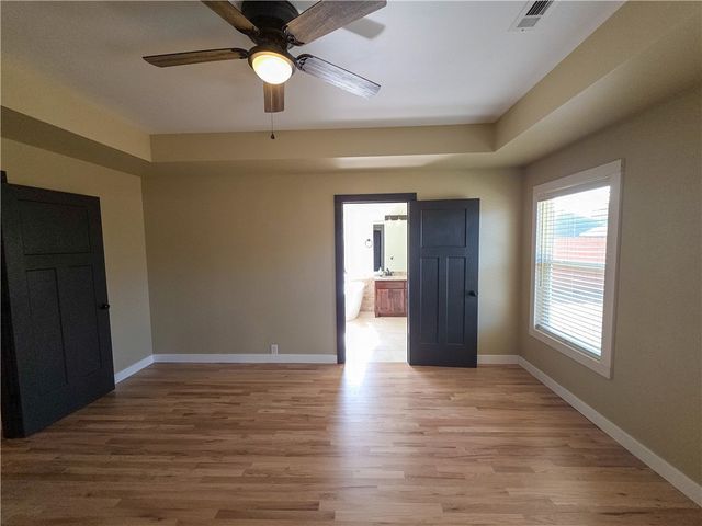 407 Old Forge Drive, Bentonville, AR 72712