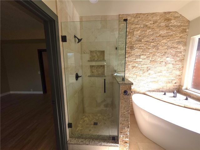 407 Old Forge Drive, Bentonville, AR 72712