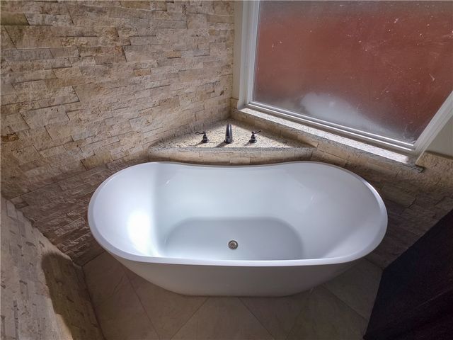 407 Old Forge Drive, Bentonville, AR 72712