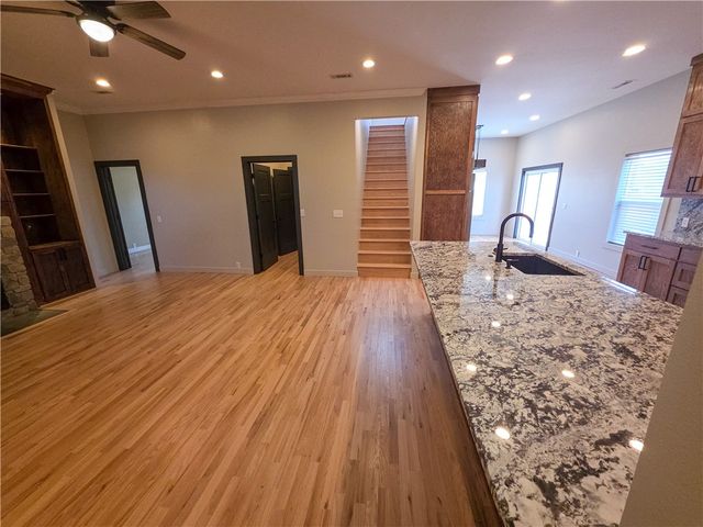 407 Old Forge Drive, Bentonville, AR 72712