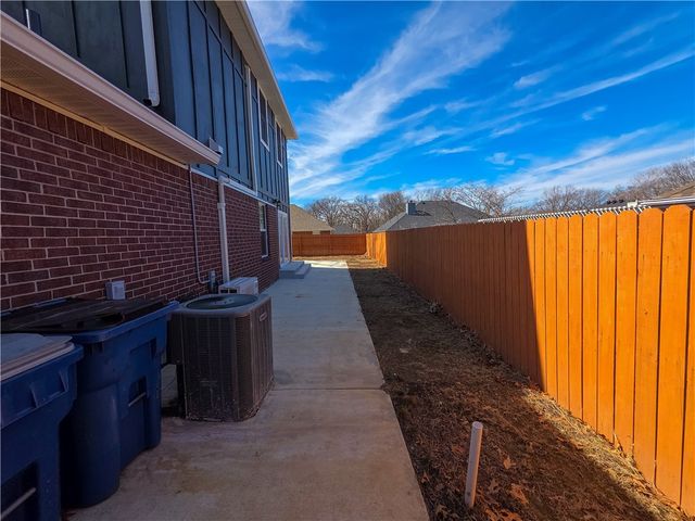 407 Old Forge Drive, Bentonville, AR 72712