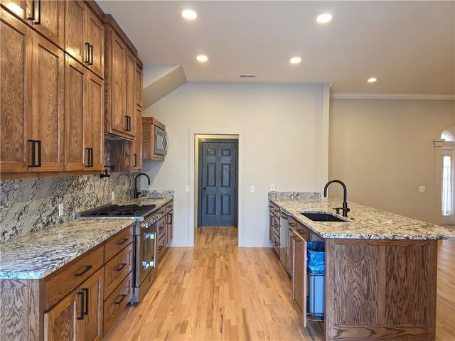 407 Old Forge Drive, Bentonville, AR 72712