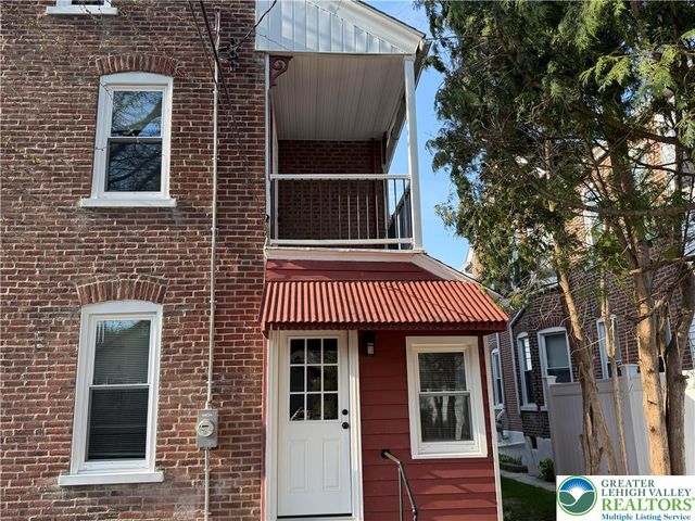 40 Locust, Macungie Boro, PA 18062