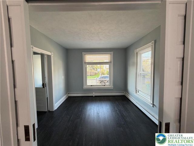 40 Locust, Macungie Boro, PA 18062
