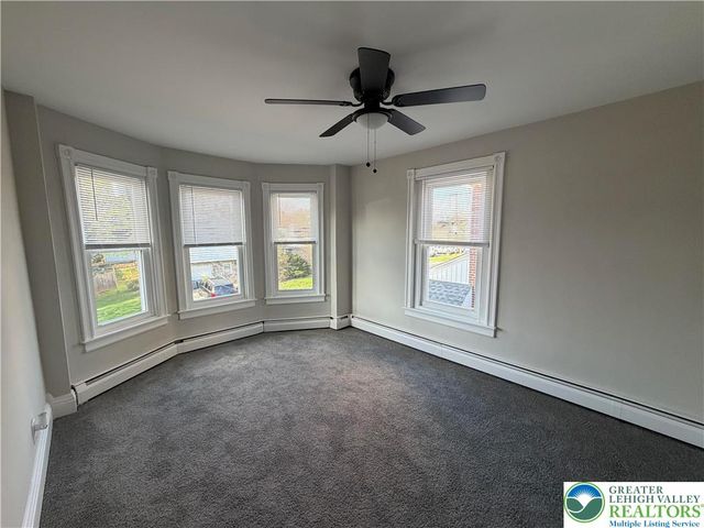 40 Locust, Macungie Boro, PA 18062