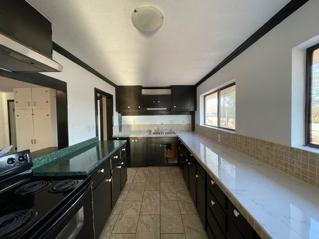 613 Central Texas Expressway A, B & C, Lampasas, TX 76550