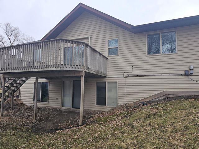 1121 S Vine Street, Fergus Falls, MN 56537