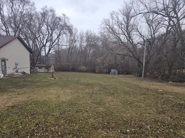 1121 S Vine Street, Fergus Falls, MN 56537