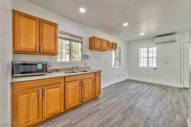 339 North 10th Street, Las Vegas, NV 89101