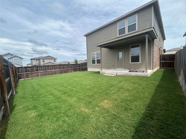 453 Stone Water LN, Jarrell, TX 76537