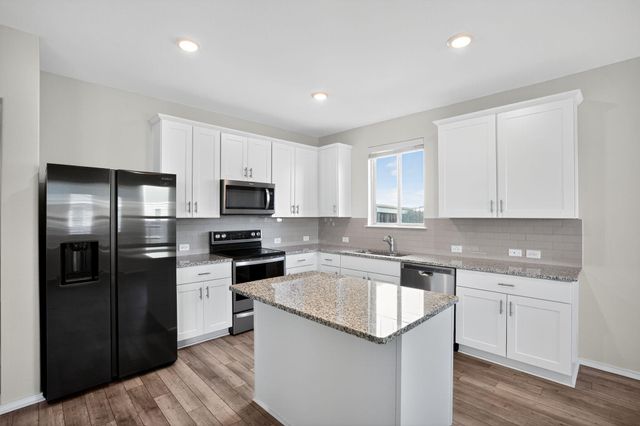 453 Stone Water LN, Jarrell, TX 76537
