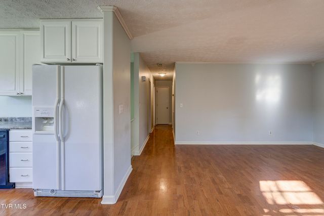 128 Pierce Lane, Johnson City, TN 37604