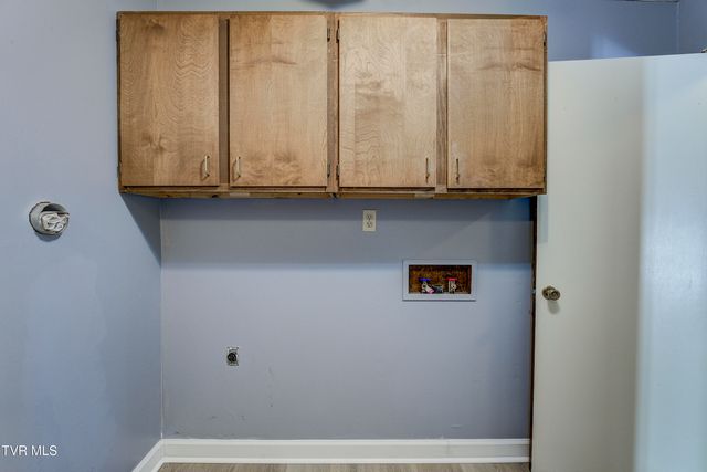 128 Pierce Lane, Johnson City, TN 37604