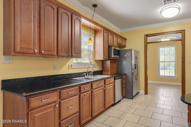 310 Prairie Lane, Lafayette, LA 70501