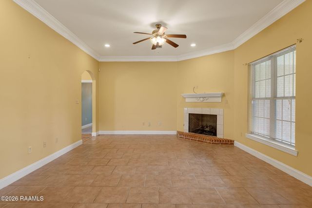310 Prairie Lane, Lafayette, LA 70501