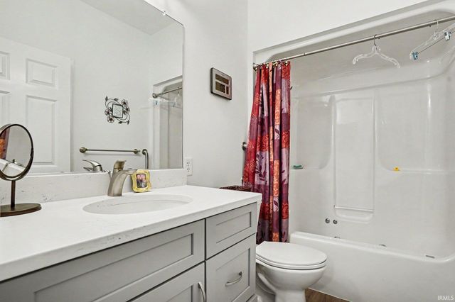 1802 Woodgate Drive, Goshen, IN 46526