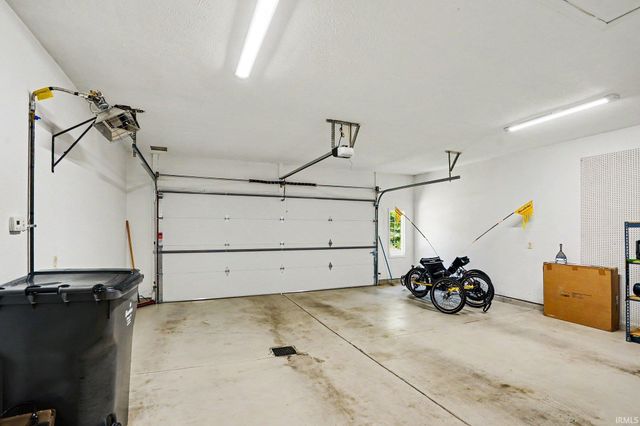 1802 Woodgate Drive, Goshen, IN 46526