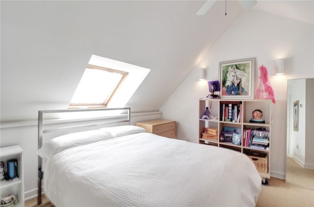 80 W Lafayette Street, Fayetteville, AR 72701