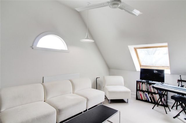 80 W Lafayette Street, Fayetteville, AR 72701