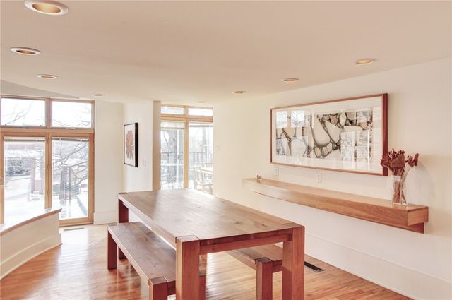 80 W Lafayette Street, Fayetteville, AR 72701