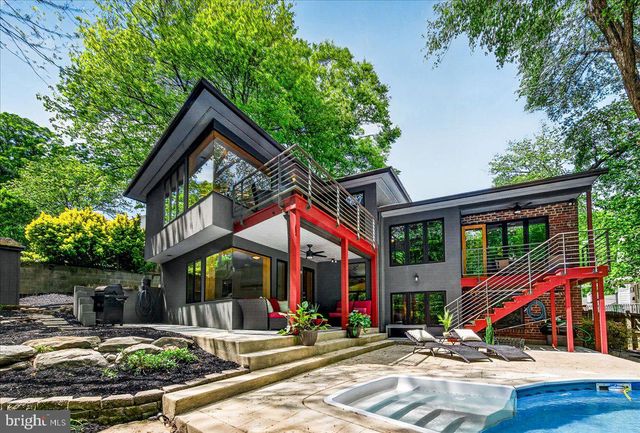 4301 37TH RD N, Arlington, VA 22207