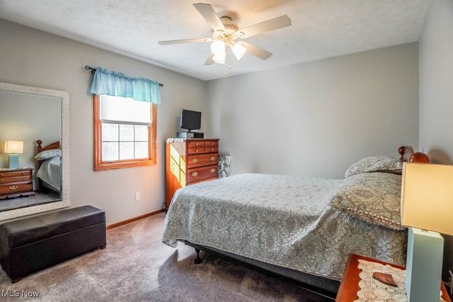 6402 Blossomwood Circle NE, Canton, OH 44721