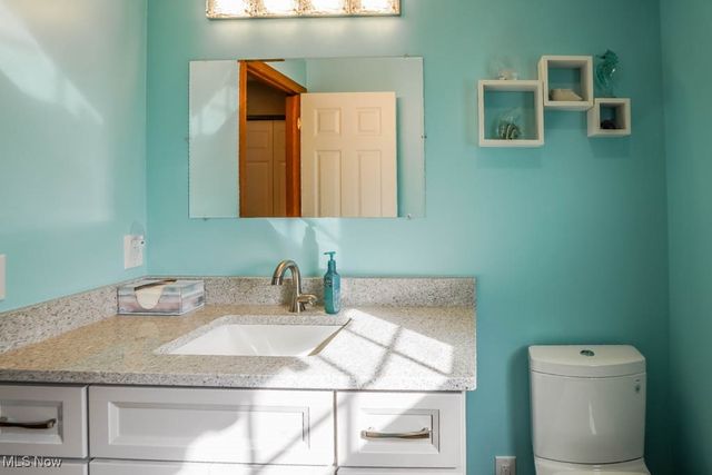 6402 Blossomwood Circle NE, Canton, OH 44721