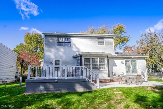 6402 Blossomwood Circle NE, Canton, OH 44721