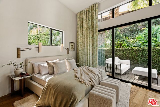 3526 Stoner Avenue, Los Angeles, CA 90066