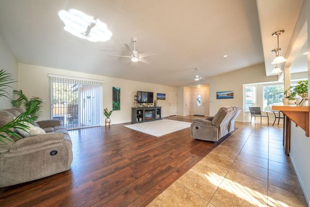 19237 Sandpiper Lane, Cottonwood, CA 96022