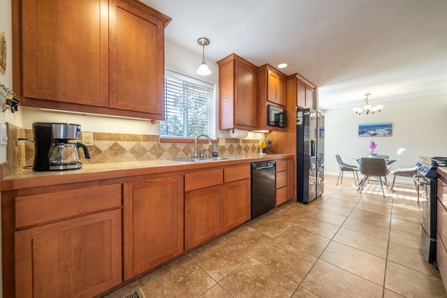 19237 Sandpiper Lane, Cottonwood, CA 96022