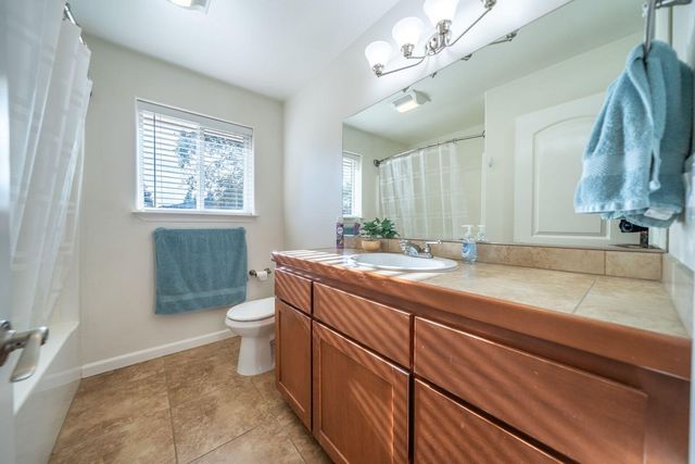 19237 Sandpiper Lane, Cottonwood, CA 96022