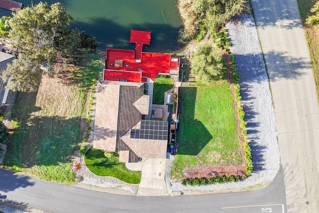 19237 Sandpiper Lane, Cottonwood, CA 96022