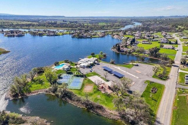 19237 Sandpiper Lane, Cottonwood, CA 96022