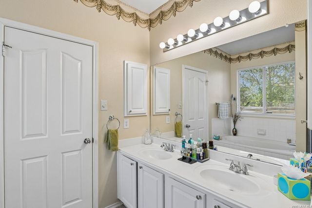 22611 MADISON PARK, San Antonio, TX 78260