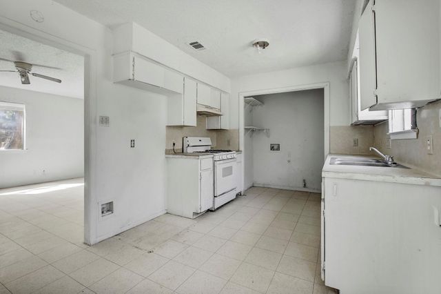 6207 Adalee Ave, Austin, TX 78723