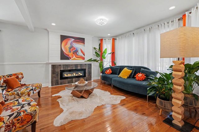 8937 S Paulina Street, Chicago, IL 60620